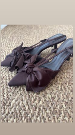 Alternative view of Zapatos Moña